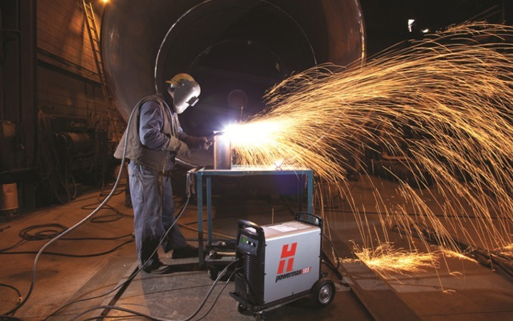 Plasma cutting of metal